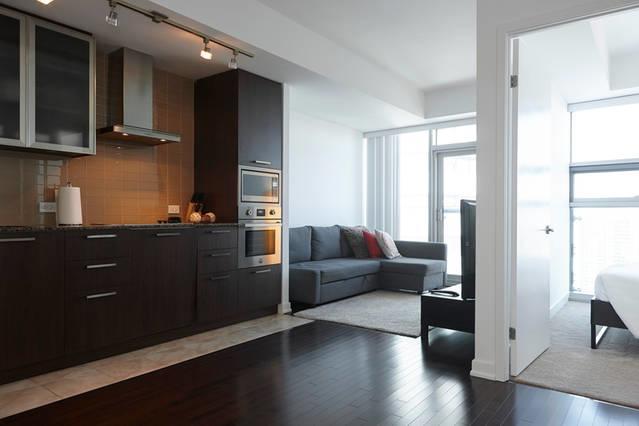 Condo Downtown, Cn Tower, Financial District Toronto Exteriör bild