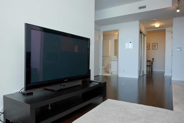 Condo Downtown, Cn Tower, Financial District Toronto Rum bild