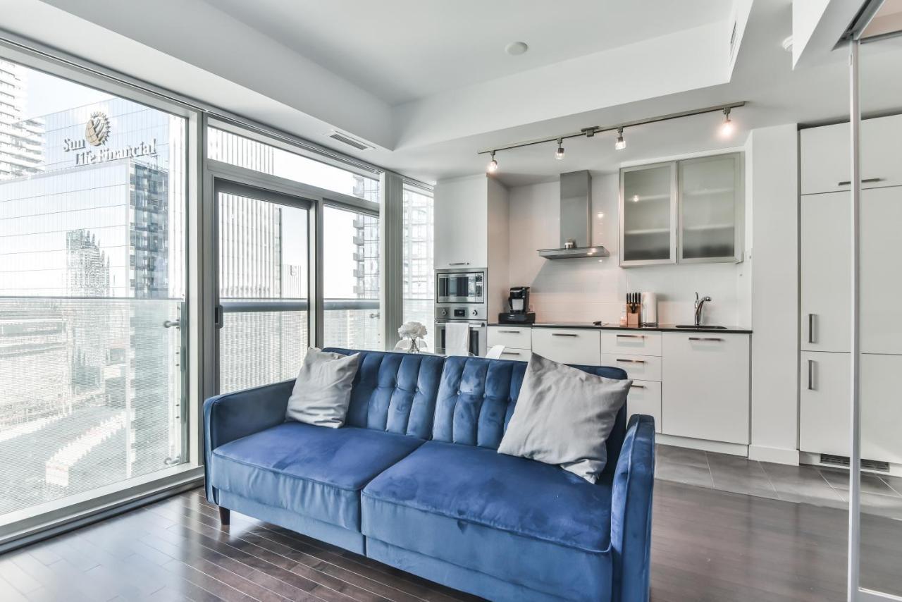 Condo Downtown, Cn Tower, Financial District Toronto Exteriör bild